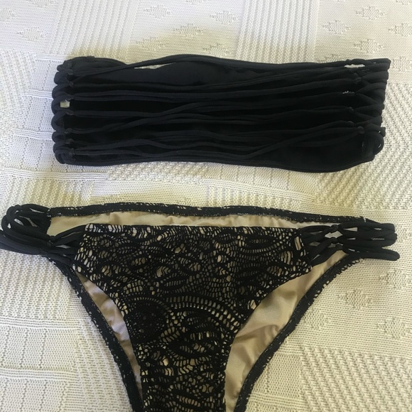 Tamara Cats Swimsuit sm - Picture 2 of 3